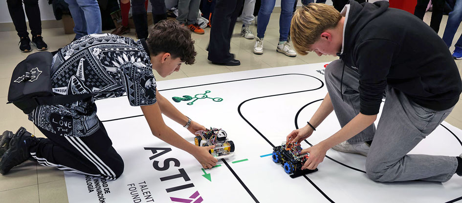 La UEMC de Valladolid acoge mañana la semifinal de ASTI Robotics Challenge, el mayor desafío de robótica educativa de España 